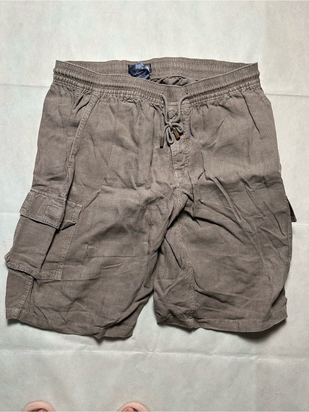 Vilebrequin medium grey linen/flax cargo shorts size XXXL